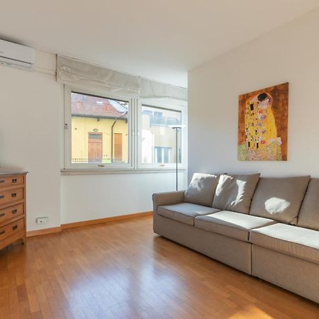 Joivy Apartments By The Lake Como Ngoại thất bức ảnh