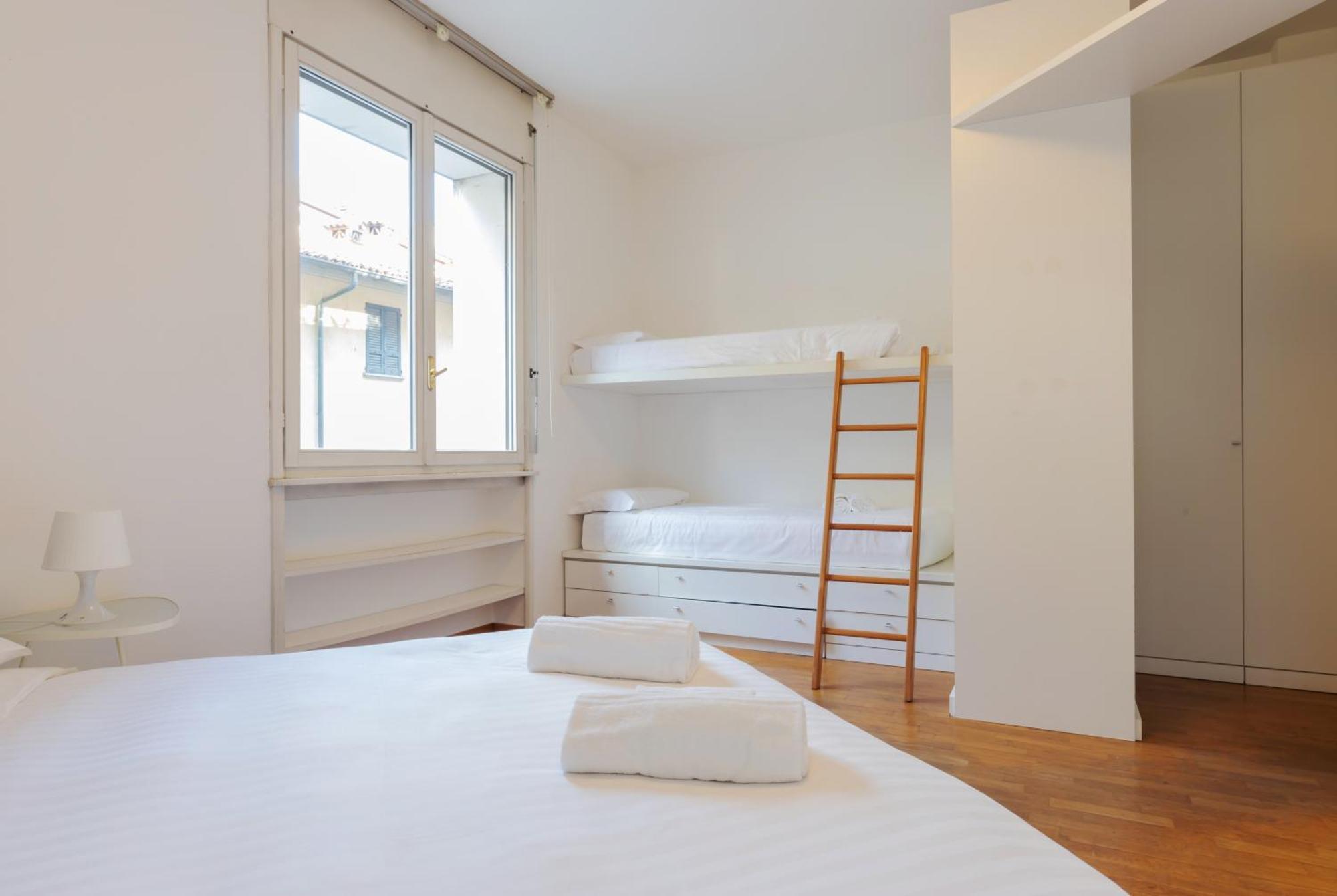 Joivy Apartments By The Lake Como Ngoại thất bức ảnh