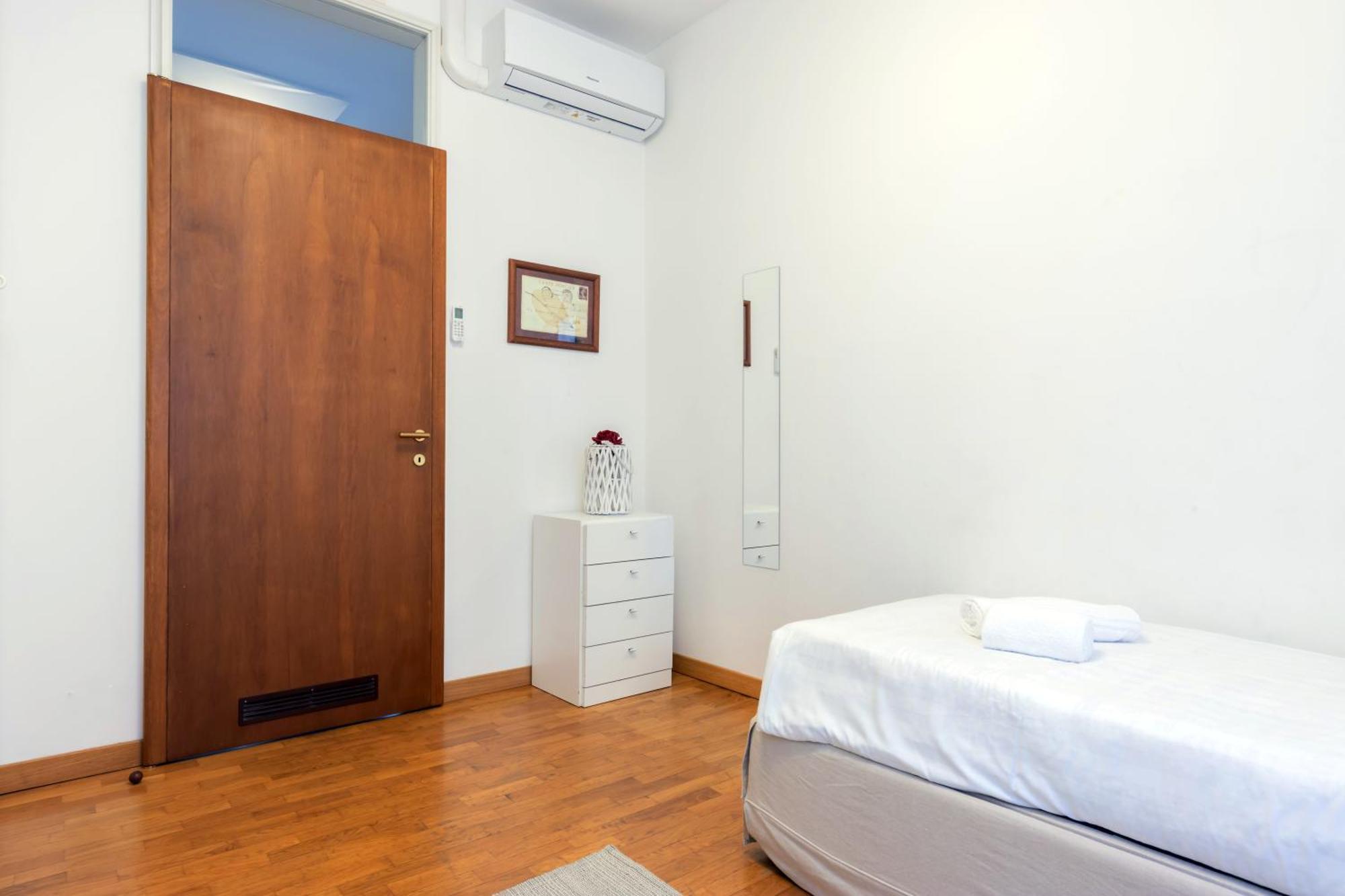 Joivy Apartments By The Lake Como Ngoại thất bức ảnh