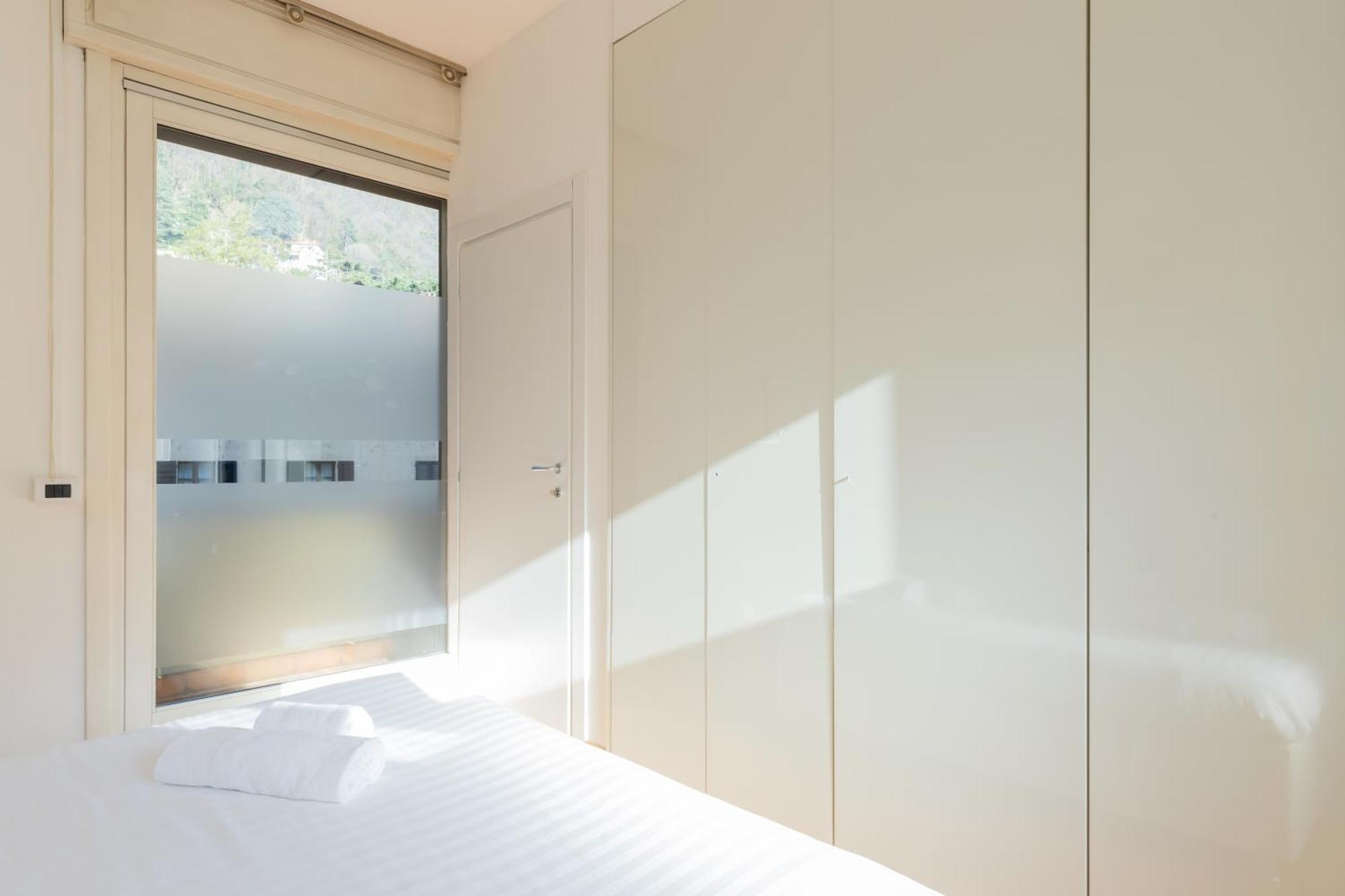 Joivy Apartments By The Lake Como Ngoại thất bức ảnh